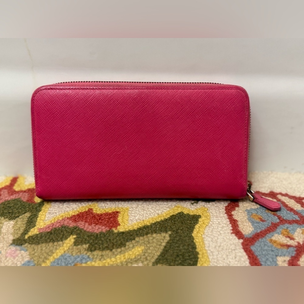 PRADA Saffiano Lux Leather Barbie Peonia Pink Continental Zip-Around Wallet - Picture 3 of 16